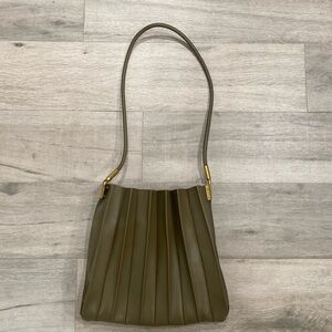 Melie Bianco Carrie Shoulder Bag in Olive